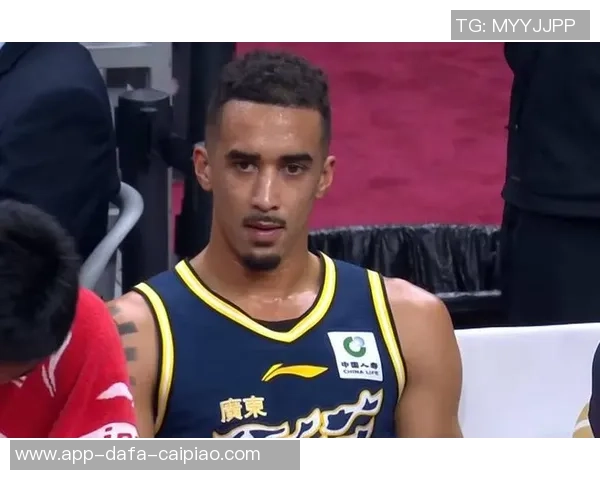 奎因菜鸟赛季创佳绩三双次数追平格里芬与文班成新星